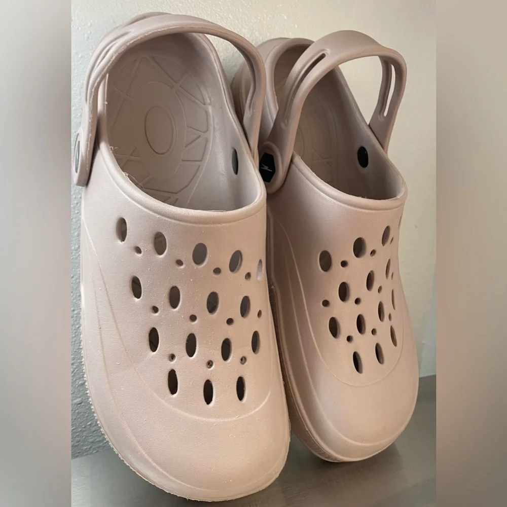 Womens.. Beige Slip-On Clogs